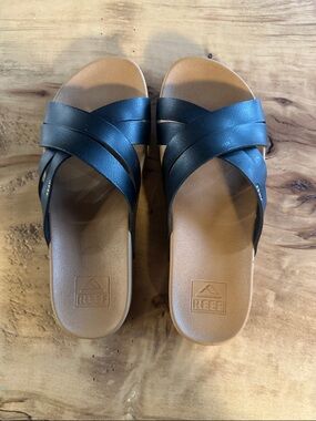 Reef Women's Black Leather Crisscross Slide Sandals with Tan Footbed